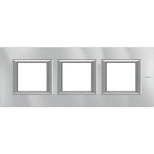 Plaque rectangulaire Axolute Aluminium monochrome 2+2+2 modules horizontal - Alu-HA4802M3HHC-8005543513750-BTICINO