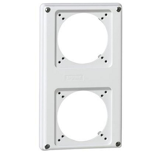 Plastron P17 220x125mm recevant 2 prises 16A pour composer un coffret P17-057713-3245060577131-LEGRAND