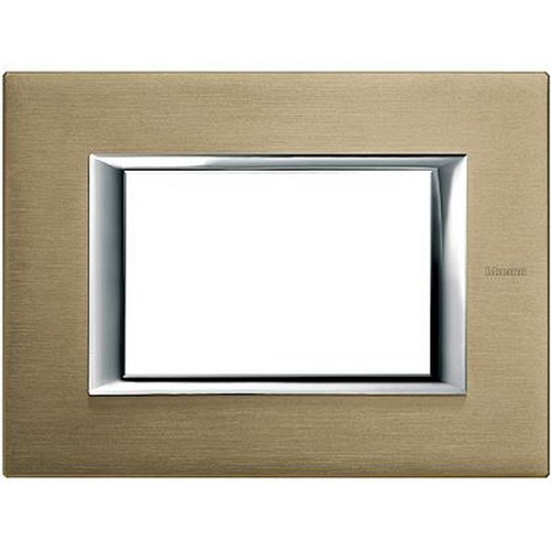 Plaque rectangulaire Axolute Aluminium brossé 3 modules - Titane-HA4803NX-8012199760322-BTICINO