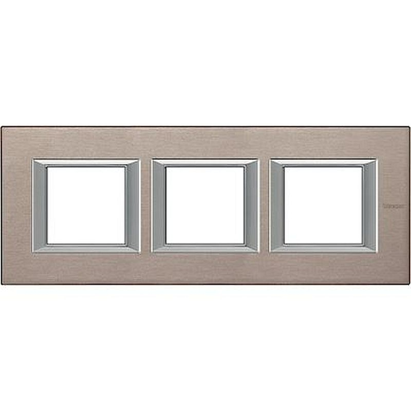 Plaque rectangulaire Axolute Aluminium brossé 2+2+2 modules horizontal - Titane