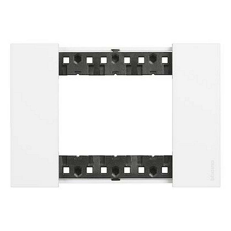 Plaque de finition Living Now Collection Les Blancs 3 modules finition Blanc