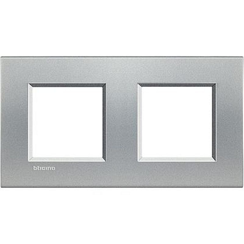 Plaque Livinglight Neutre 2+2 modules horizontal ou vertical - Tech